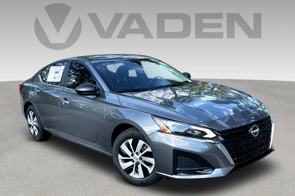 2024 Nissan Altima 2.5 S photo 1