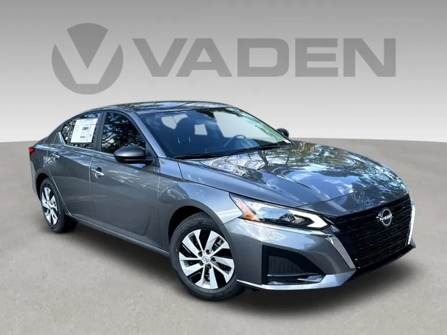 2024 Nissan Altima 2.5 S photo 1