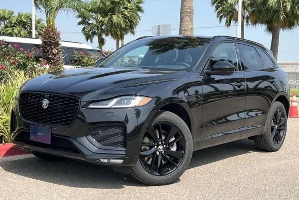 2026 Jaguar F-PACE P250 R-Dynamic S photo 1