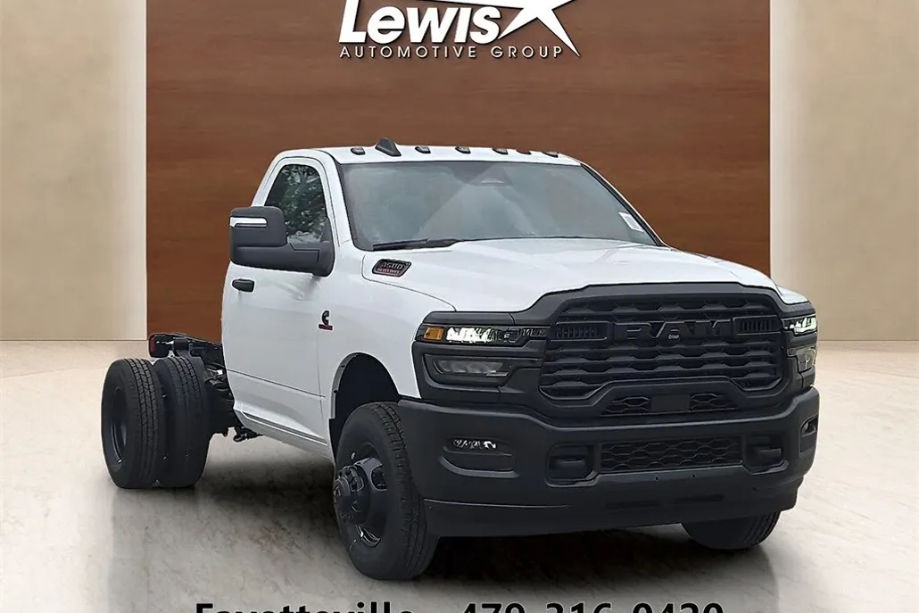 2025 Ram 3500 Tradesman photo 1