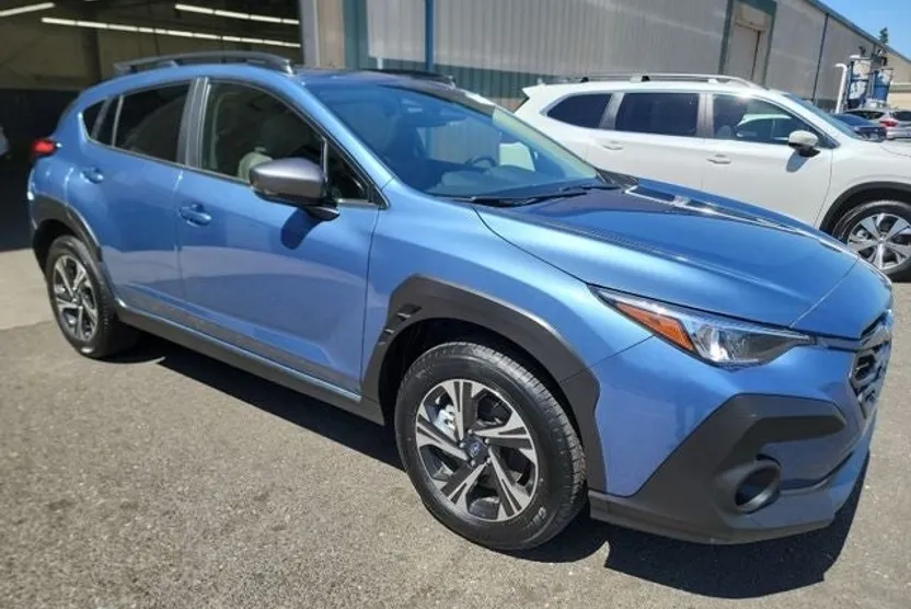 2024 Subaru Crosstrek Premium photo 1