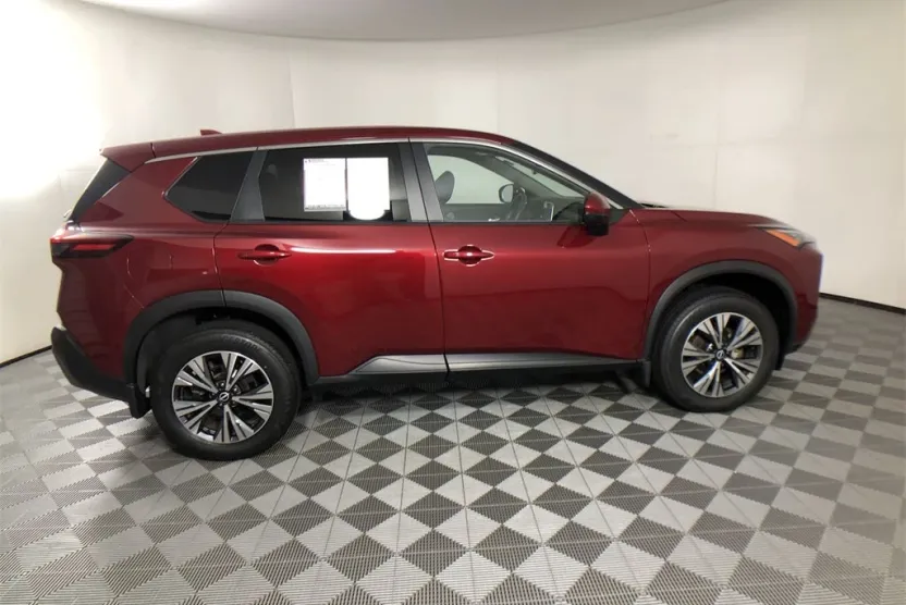 2023 Nissan Rogue SV photo 1