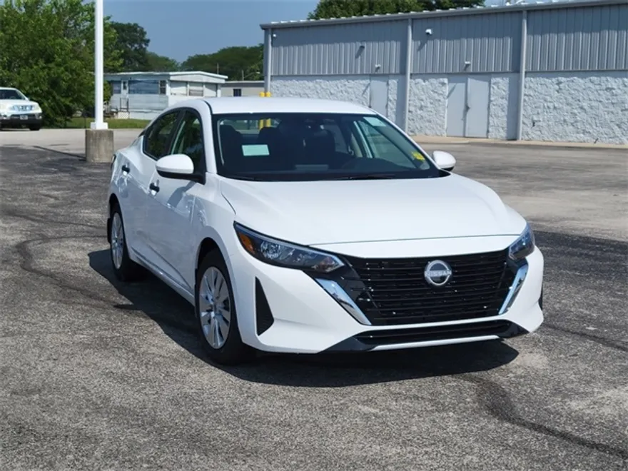 2025 Nissan Sentra S photo 1