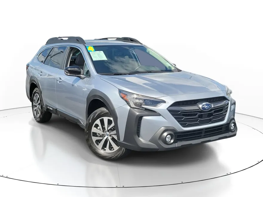 2024 Subaru Outback Premium photo 1