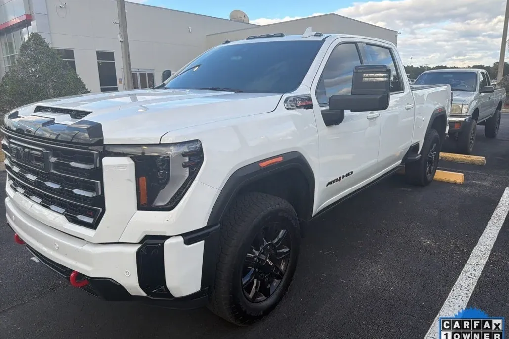 2025 Gmc Sierra 2500 HD AT4 photo 1