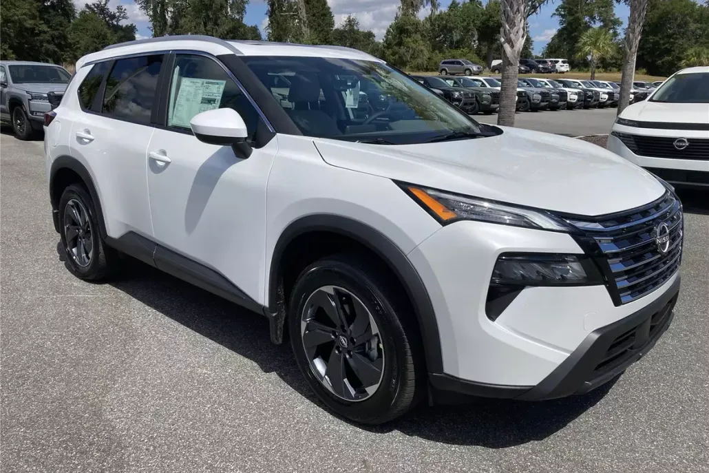 2026 Nissan Rogue SV photo 1