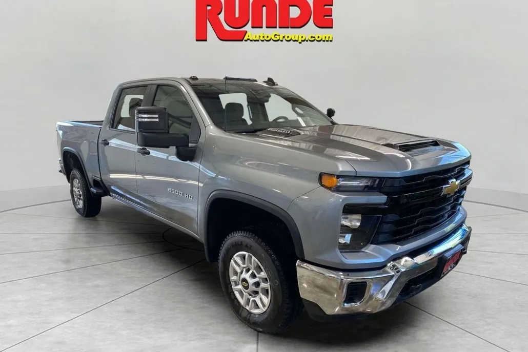 2026 Chevrolet Silverado 2500HD Work Truck photo 1