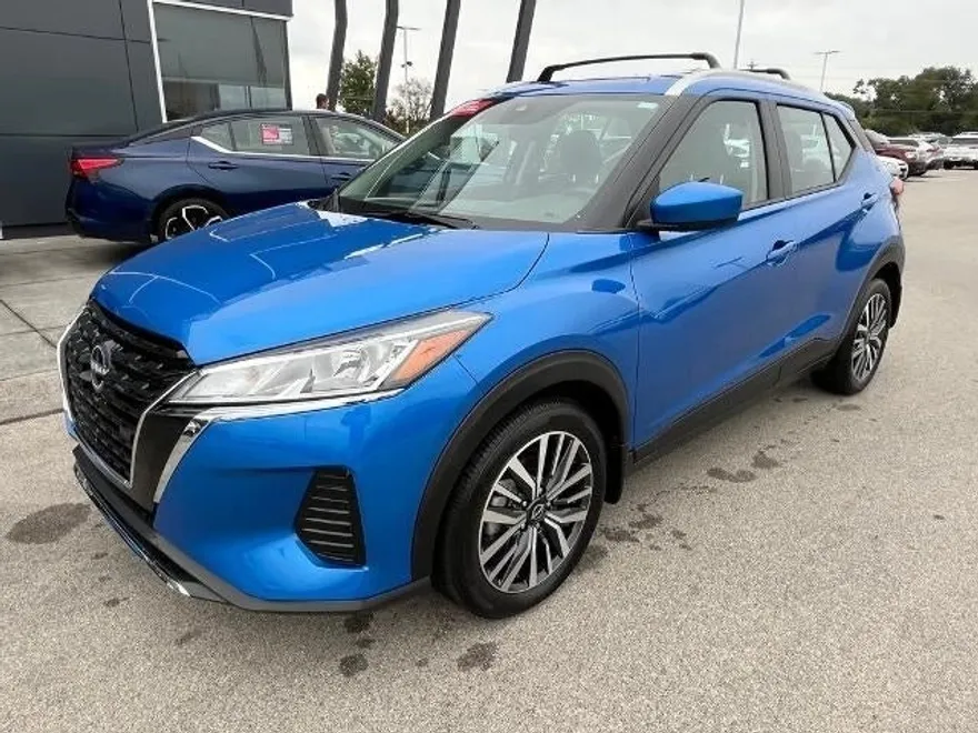 2023 Nissan Kicks SV photo 1