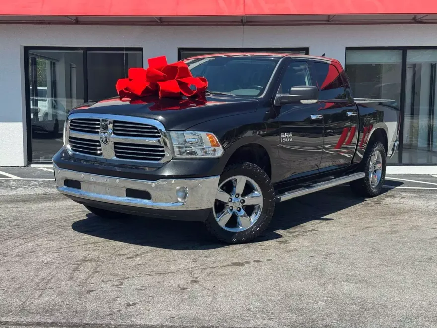 2017 Ram 1500 Big Horn photo 1