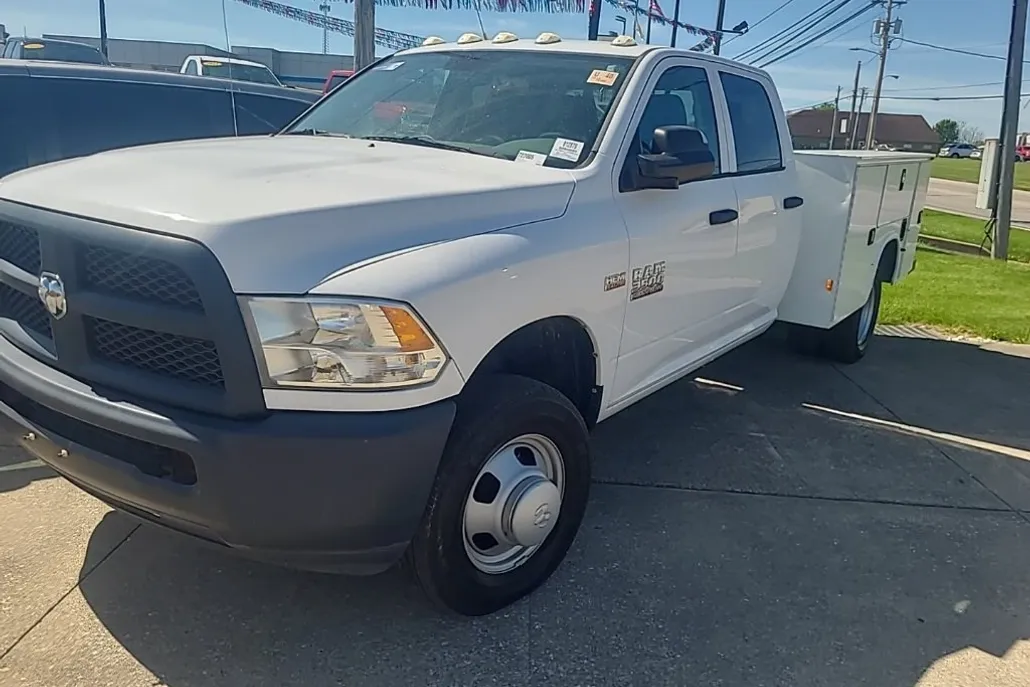 2014 Ram 3500 Tradesman SLT Laramie photo 1