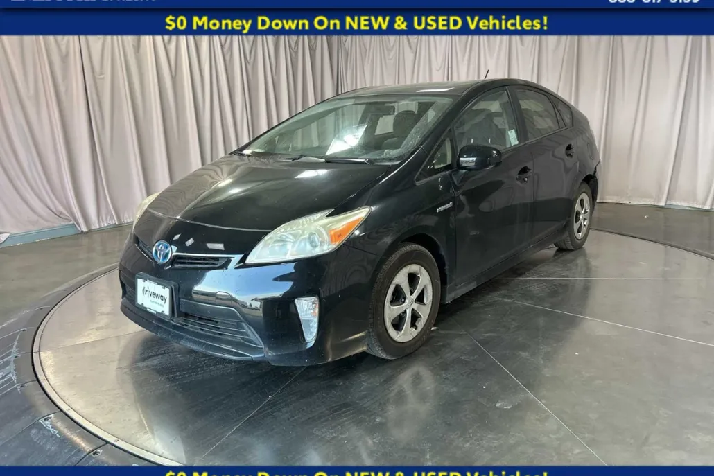 2013 Toyota Prius Two photo 1