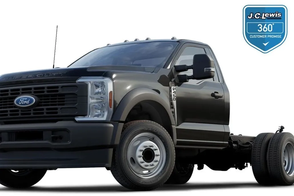 2024 Ford F-450 XL photo 1