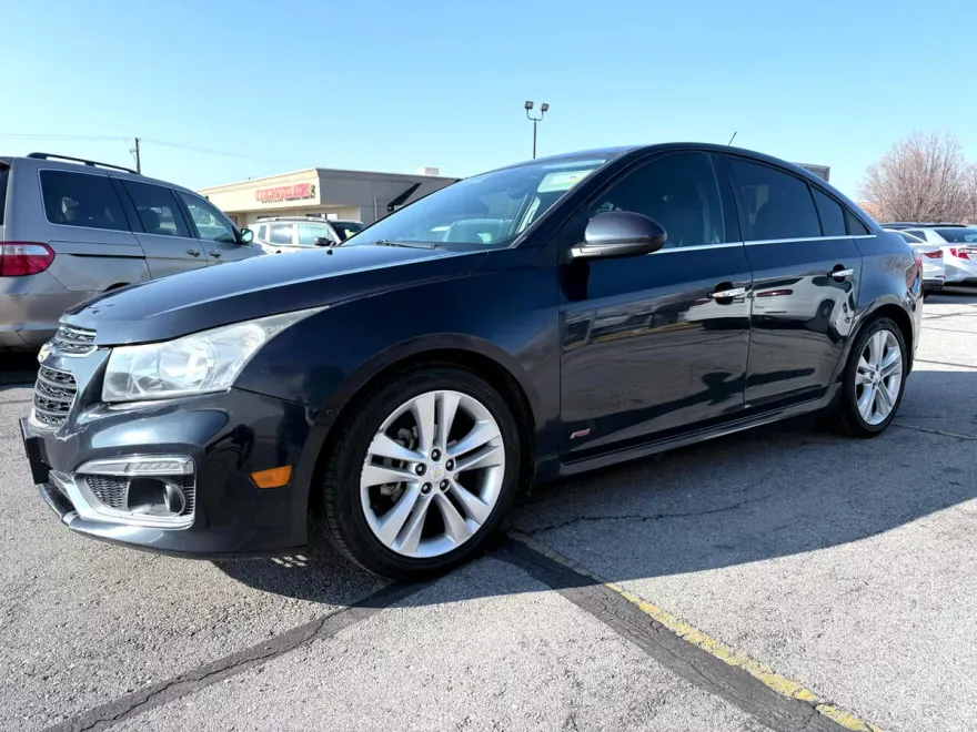 2016 Chevrolet Cruze LTZ photo 1