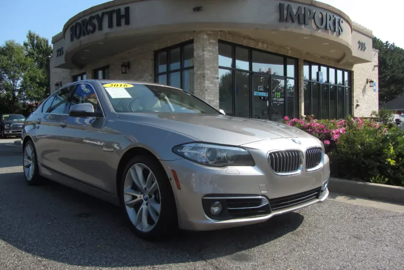 2016 Bmw 535i 5-Series photo 1