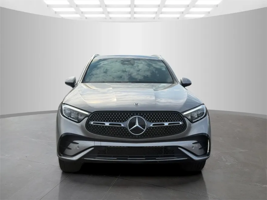 2023 Mercedes Benz GLC 300 4MATIC photo 1