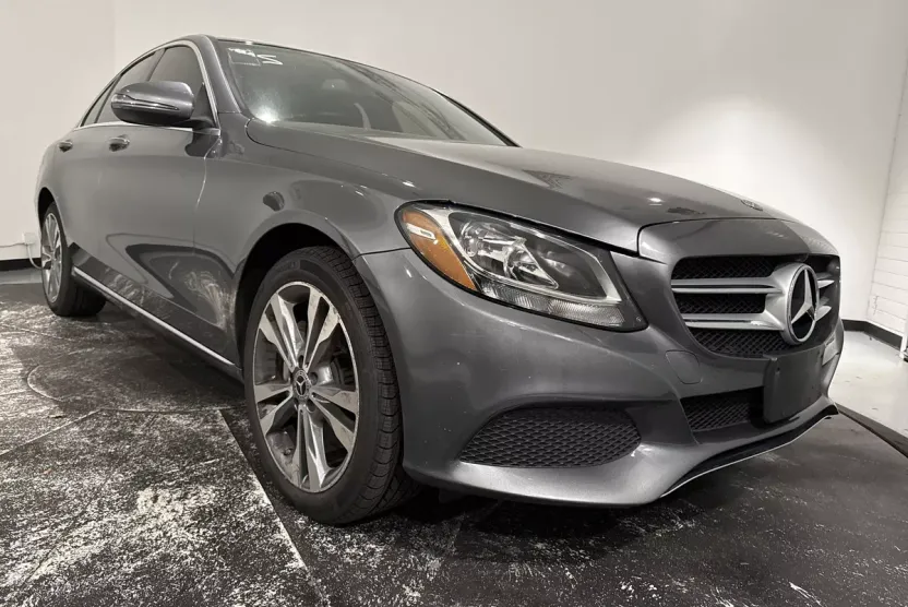 2018 Mercedes Benz C 300 4MATIC Sedan photo 1