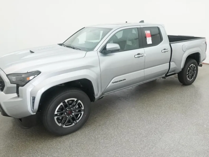 2025 Toyota Tacoma TRD Sport Double Cab photo 1