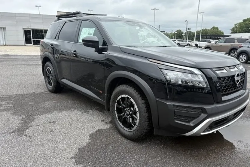 2025 Nissan Pathfinder Rock Creek photo 1