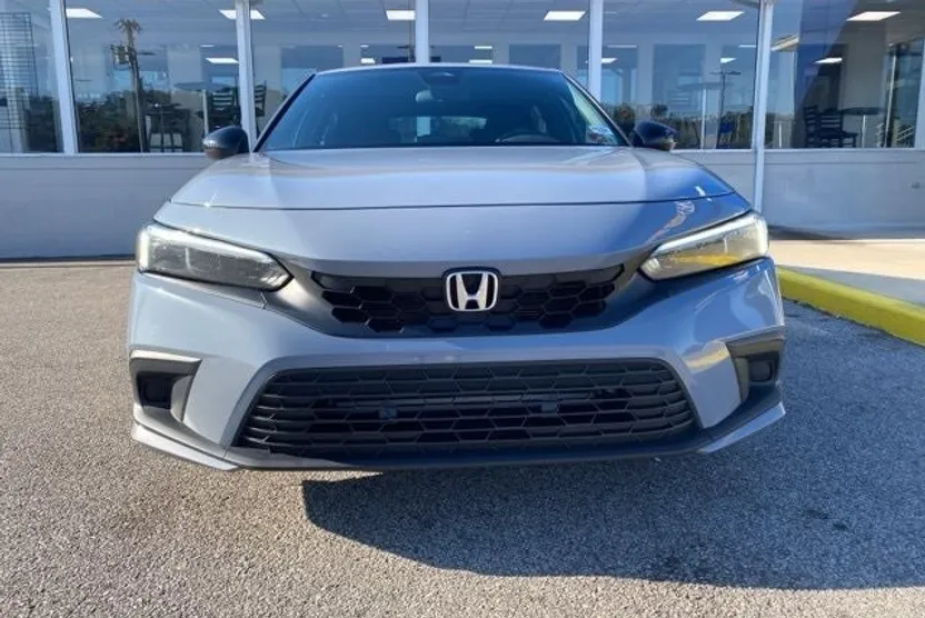 2022 Honda Civic Sport photo 1
