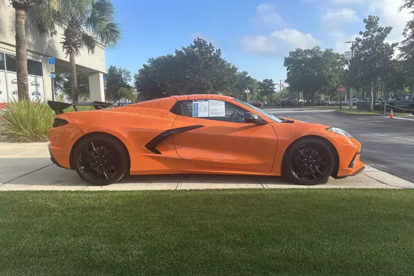 2023 Chevrolet Corvette Stingray 3LT photo 1