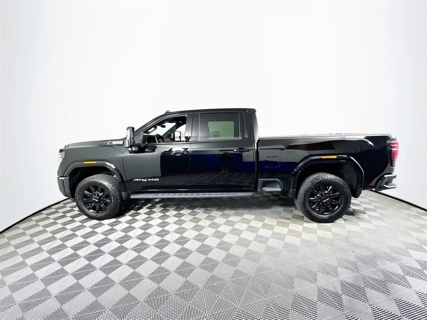 2024 Gmc Sierra HD AT4 photo 1