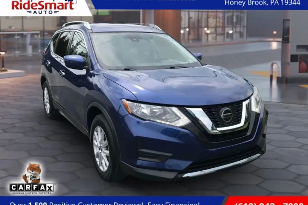 2020 Nissan Rogue SV photo 1