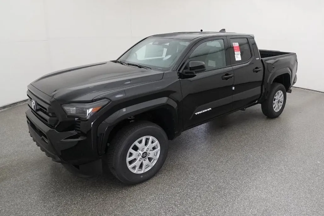 2025 Toyota Tacoma SR5 4x4 Double Cab photo 1