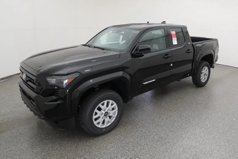 2025 Toyota Tacoma SR5 4x4 Double Cab photo 1