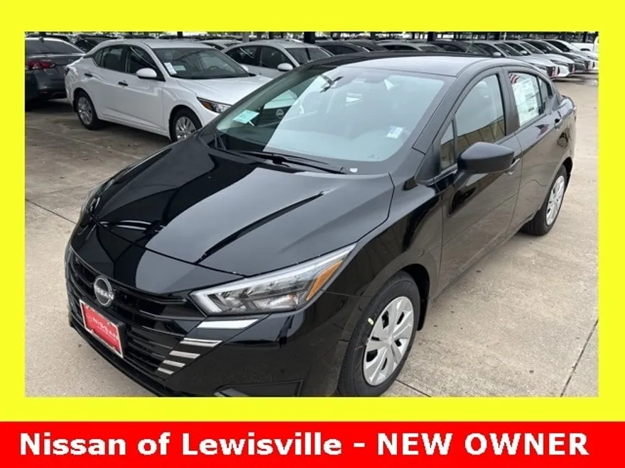 2025 Nissan Versa 1.6 S photo 1