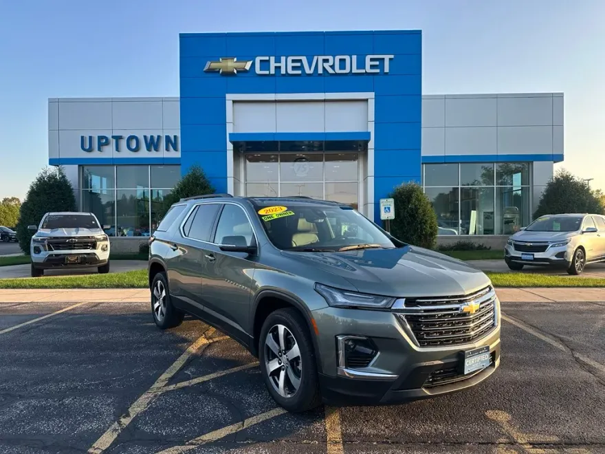 2023 Chevrolet Traverse Leather photo 1