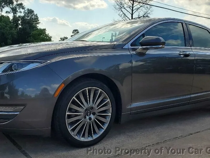 2016 Lincoln MKZ photo 1