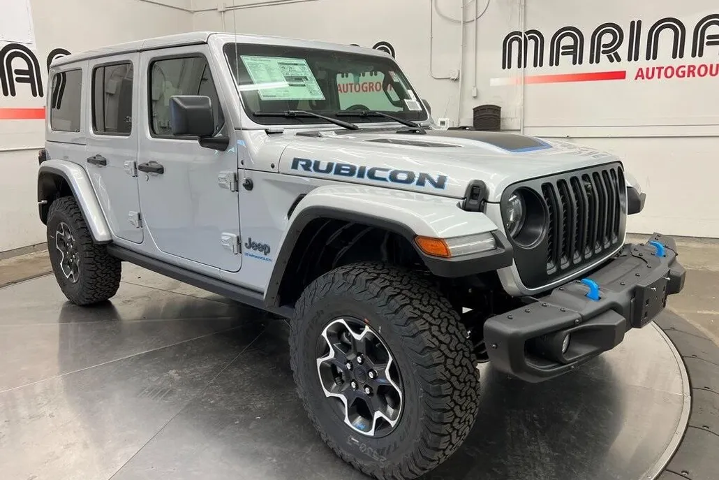 2023 Jeep Wrangler Rubicon 4xe photo 1