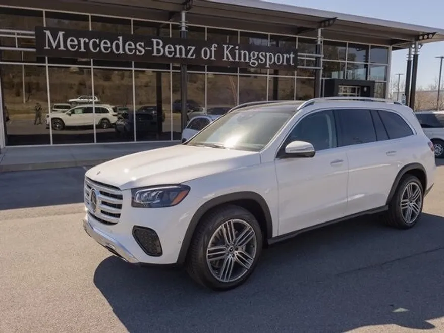 2025 Mercedes Benz GLS 450 4MATIC photo 1