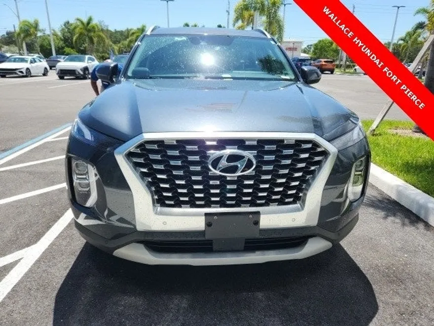 2020 Hyundai Palisade SEL photo 1
