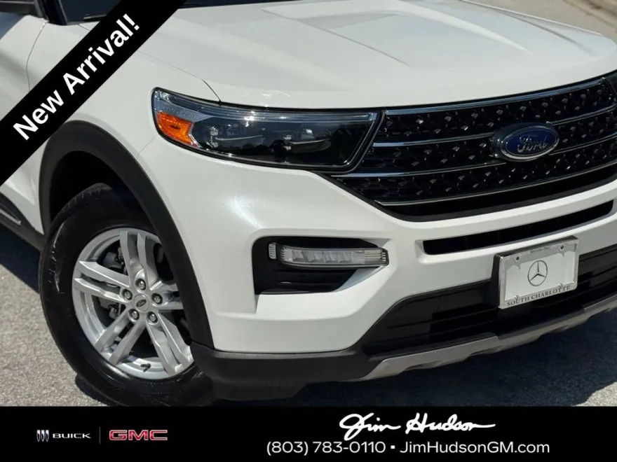 2020 Ford Explorer XLT photo 1
