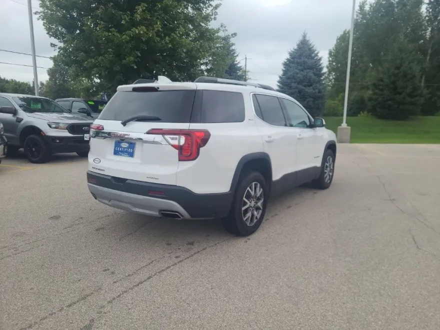 2023 Gmc Acadia SLT photo 1