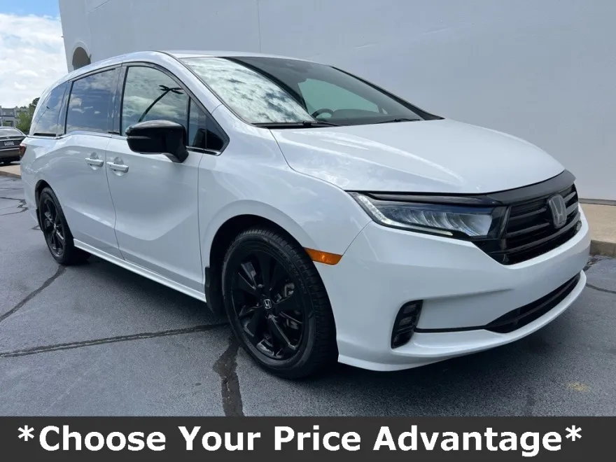 2023 Honda Odyssey Sport photo 1