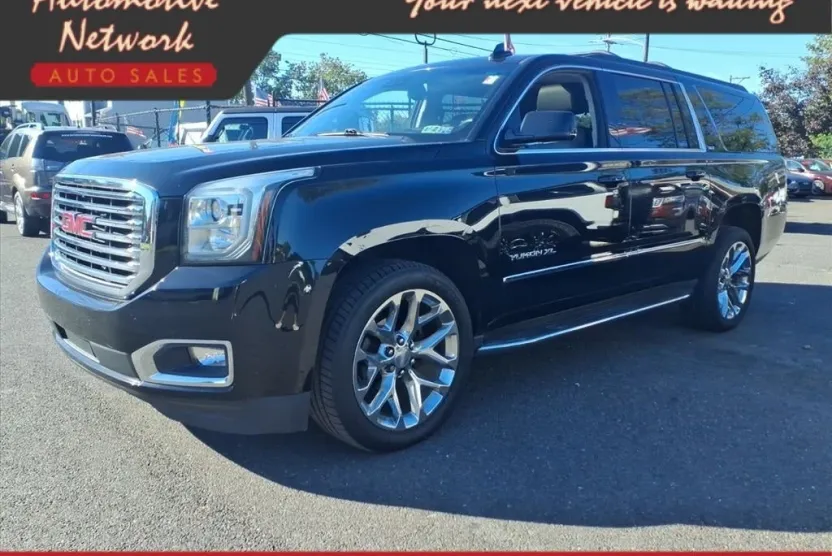 2020 Gmc Yukon XL SLT photo 1