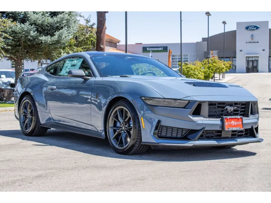 2025 Ford Mustang Dark Horse Deluxe photo 1