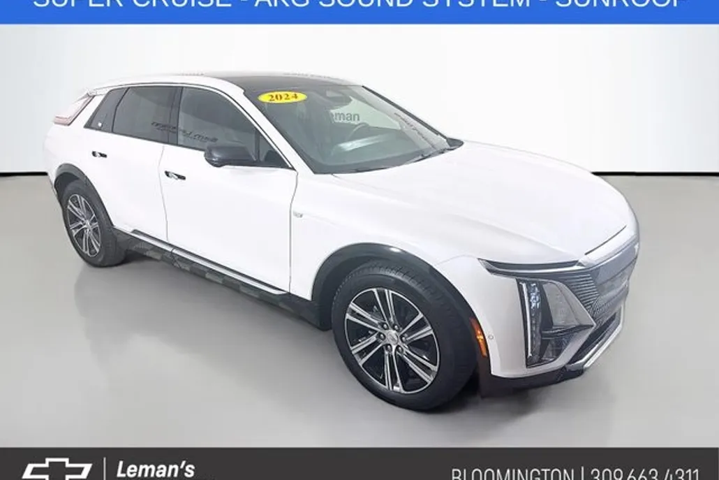 2024 Cadillac Lyriq Luxury photo 1