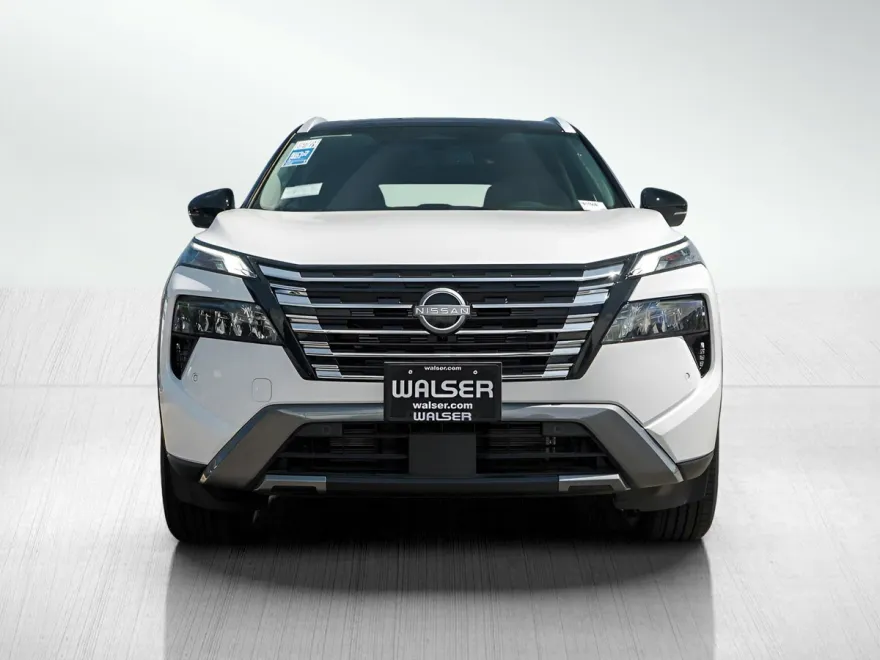 2025 Nissan Rogue SL photo 1