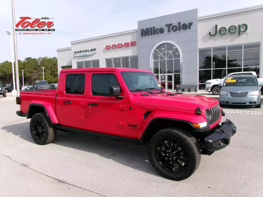 2025 Jeep Gladiator Sport photo 1