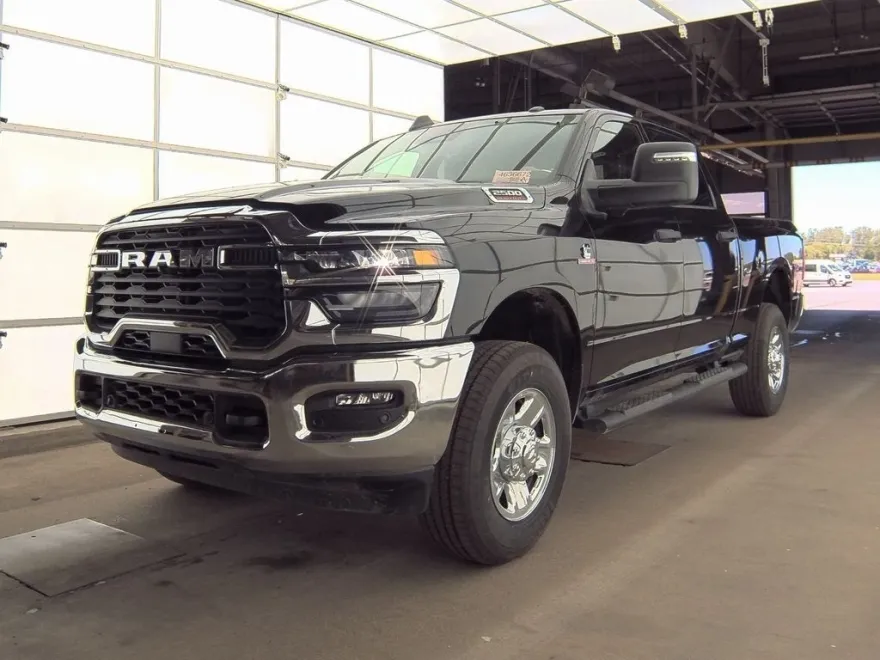 2025 Ram 2500 Tradesman photo 1