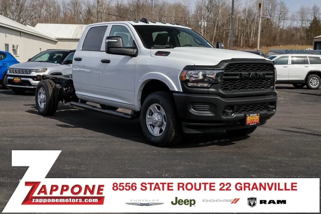 2024 Ram 3500 Tradesman photo 1