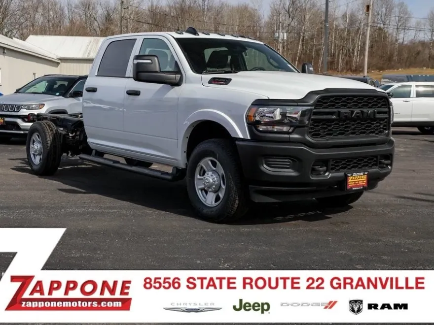 2024 Ram 3500 Tradesman photo 1