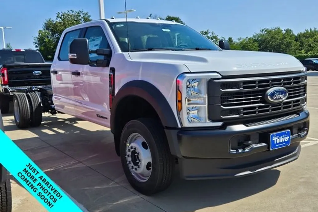 2026 Ford F-550 XL photo 1