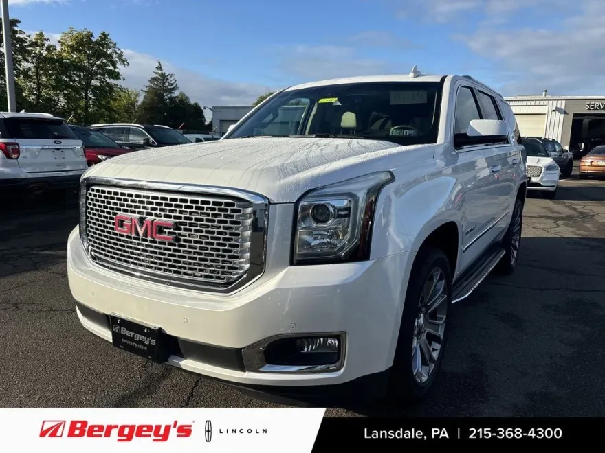 2017 Gmc Yukon Denali photo 1