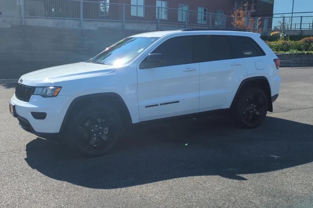 2019 Jeep Grand Cherokee Upland photo 1