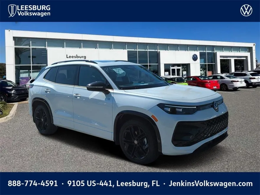 2025 Volkswagen Tiguan SE R-Line Black photo 1