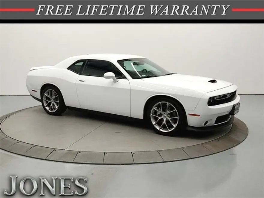2022 Dodge Challenger GT photo 1